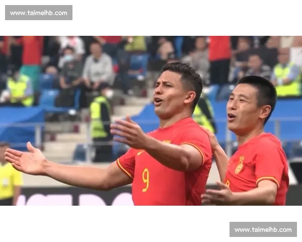 武磊与艾克森：里皮战术下的锋线遗憾