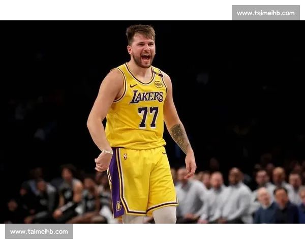 湖人官宣续约防守悍将！235 万美元锁定后场关键拼图