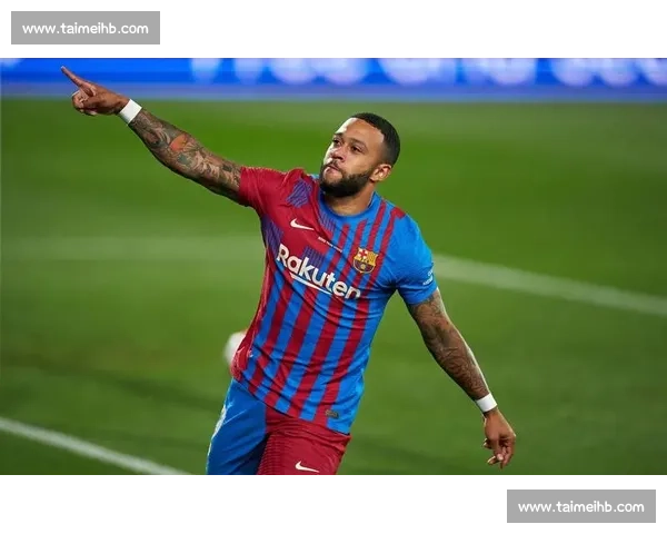 拜仁多特竞逐巴萨天才中场达维奇，红蓝军坚持回购条款